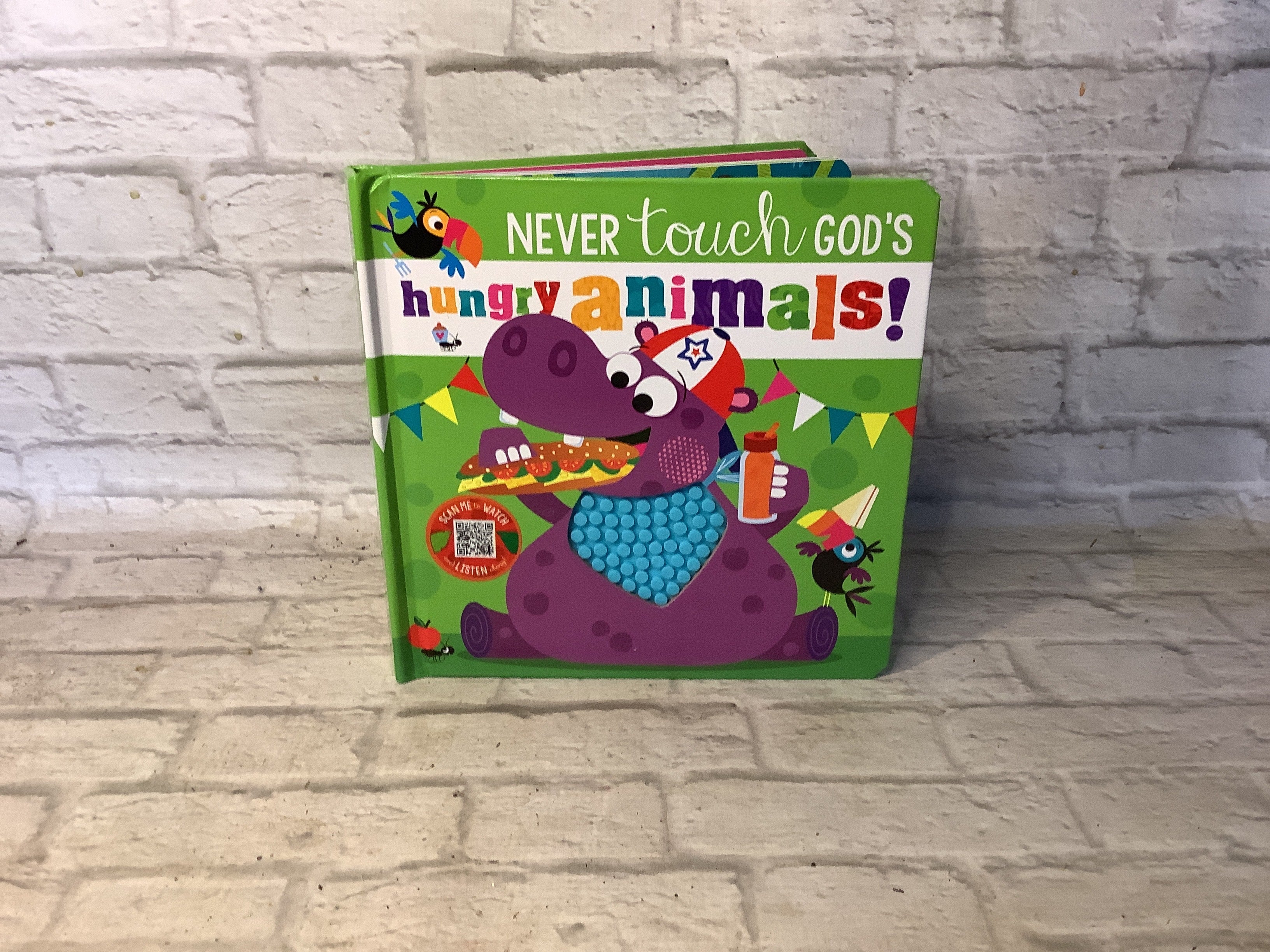 K Never touch gods hungry animals (tactile book ages 0+)
