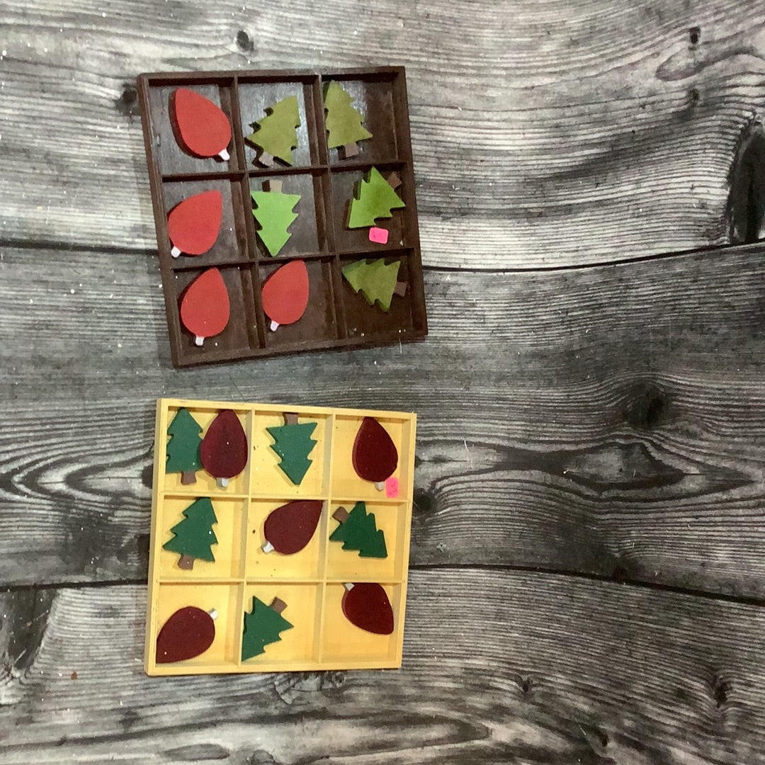 K tic-tac-toe Christmas game ￼