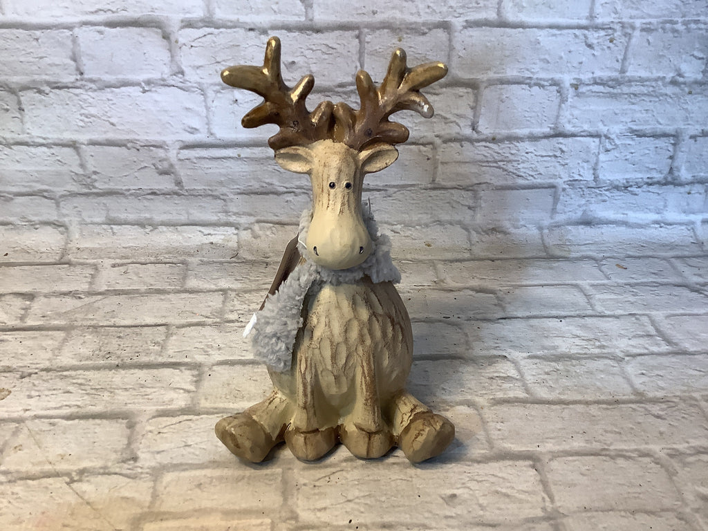K Winter Wooden moose