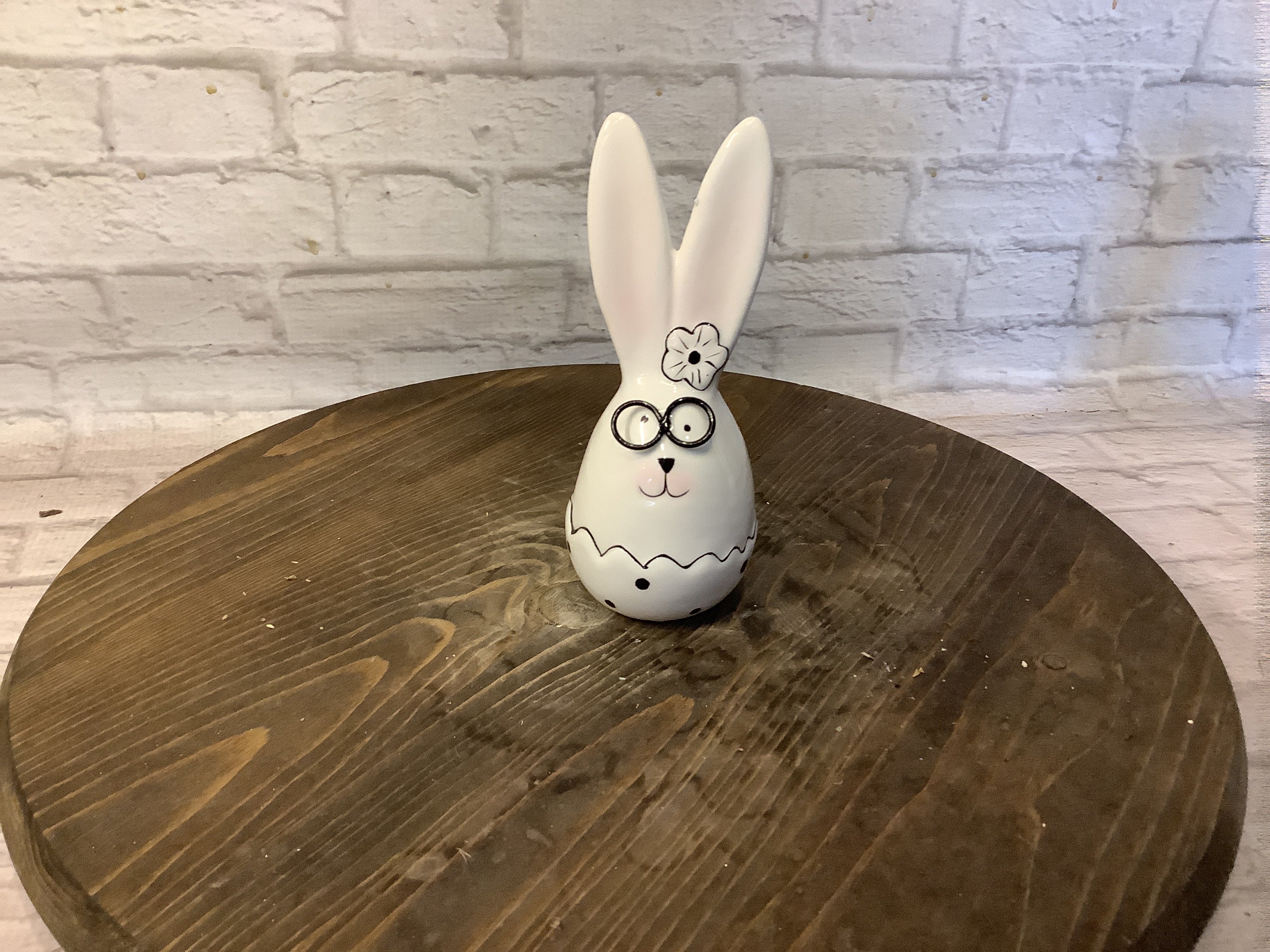 K-Small glass bunny egg
