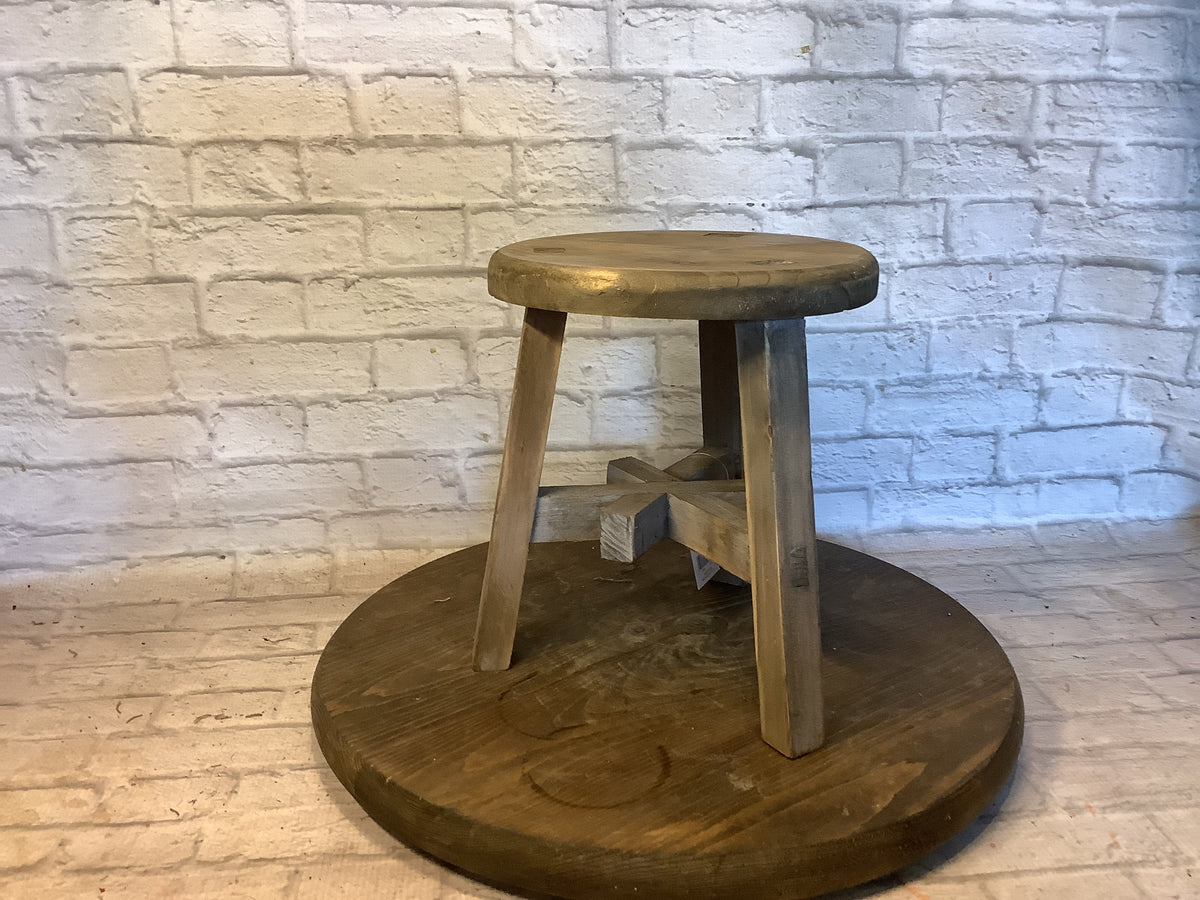 K-Rustic Weathered Wooden Milking Stool