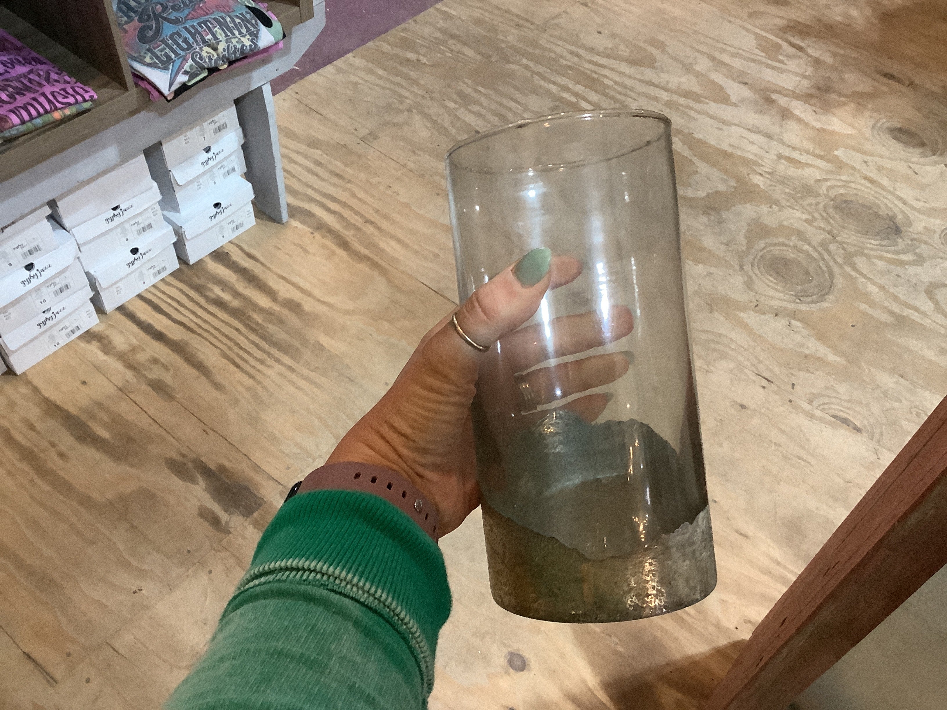 K glass gold bottom vase