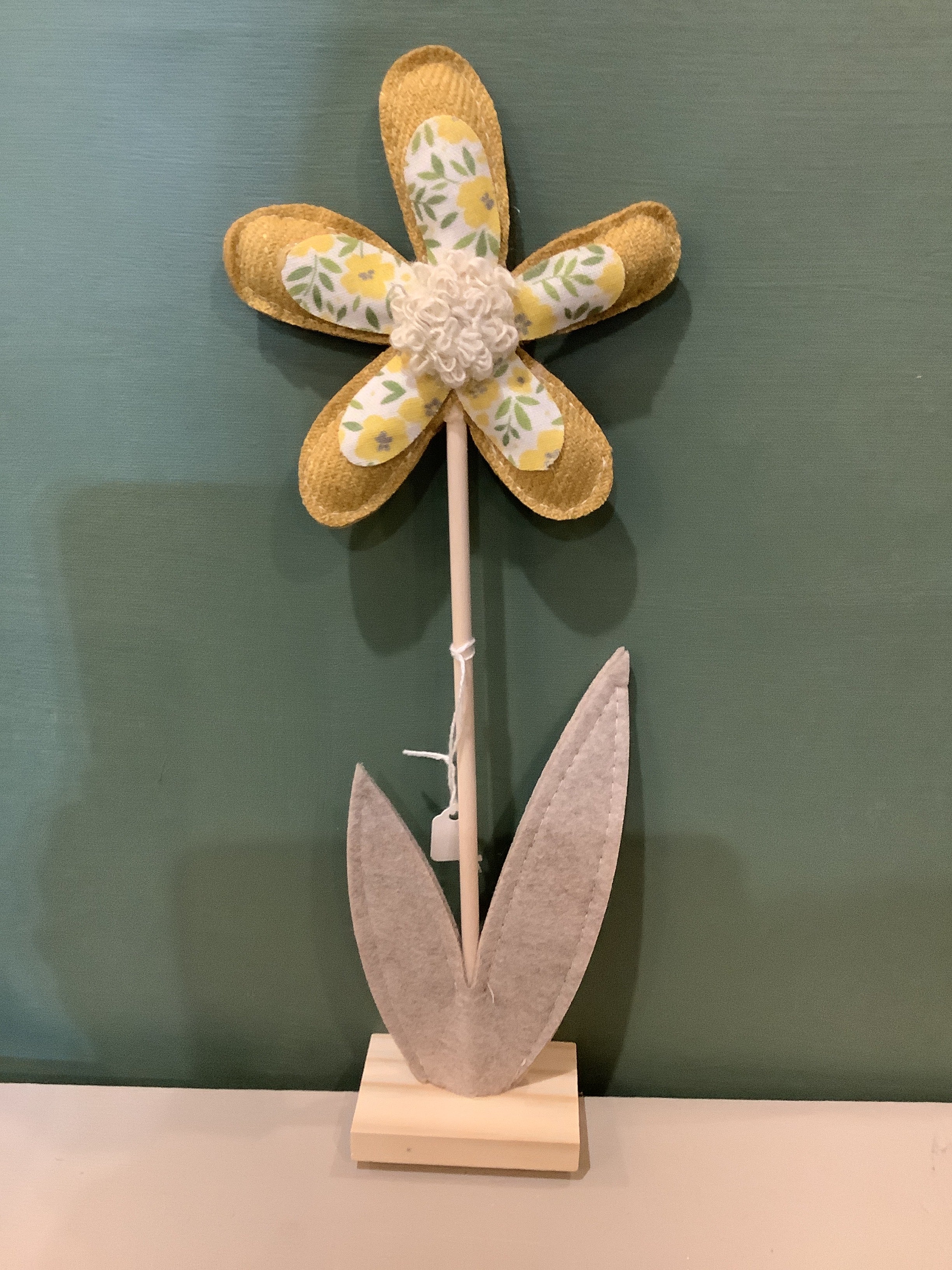 K- large fabric flower