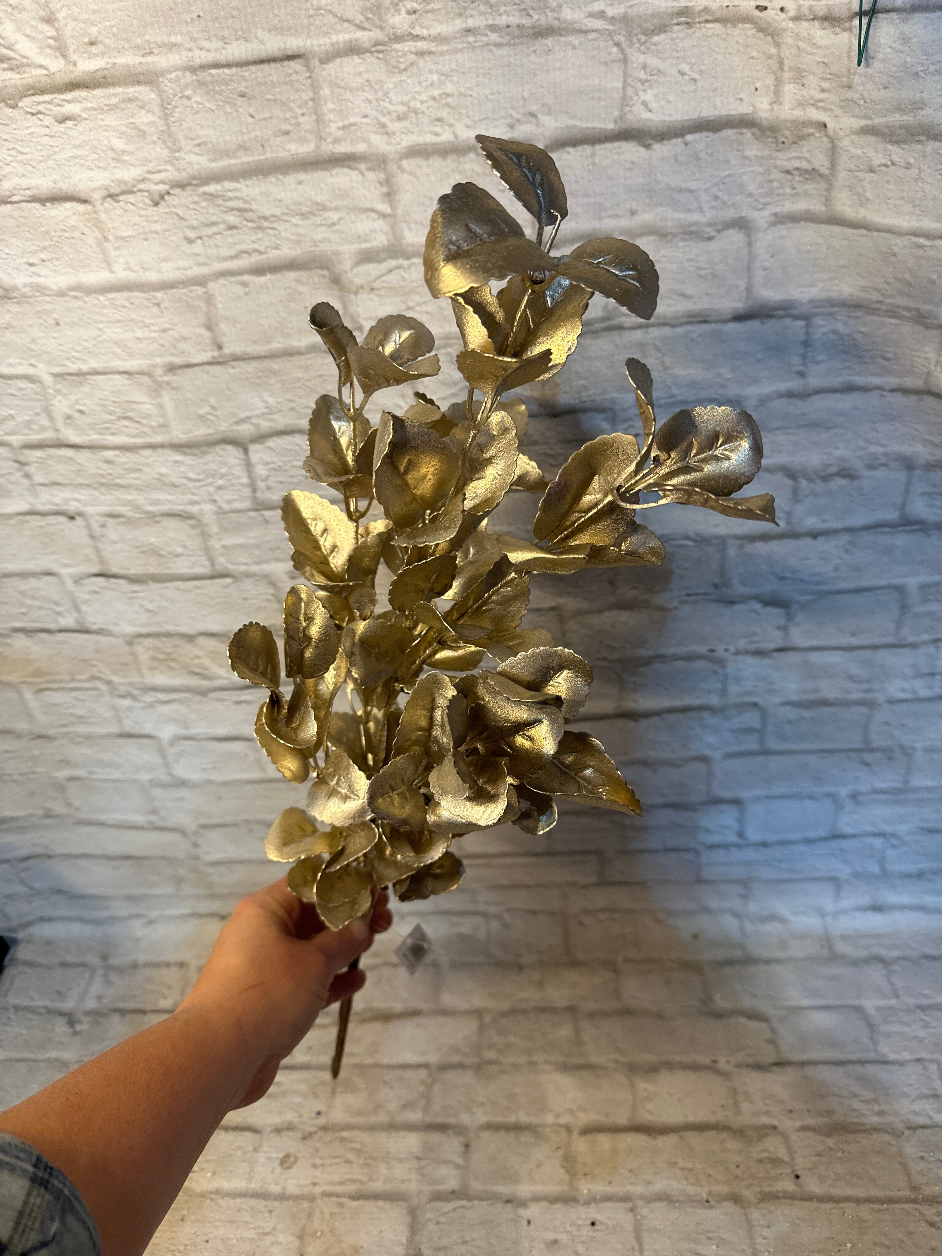 K metallic leaf spray: rose gold