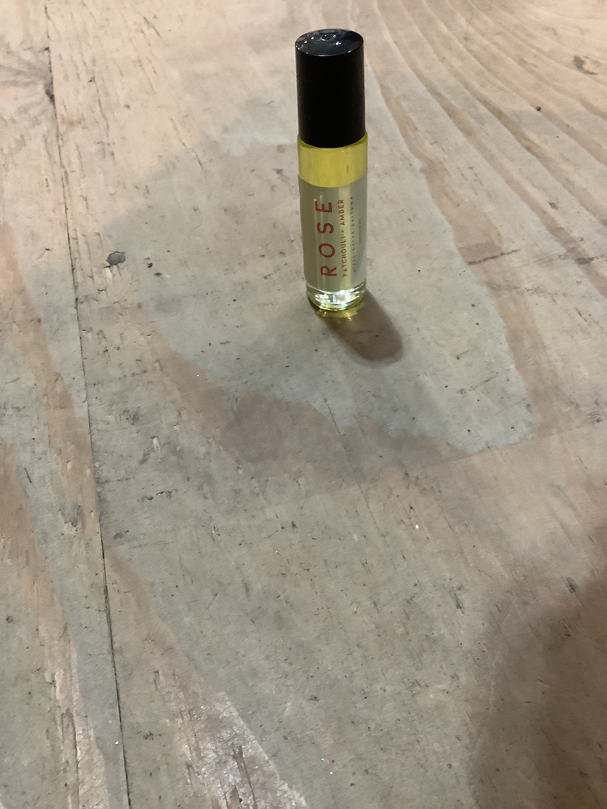 K-Roll on perfume, Rose