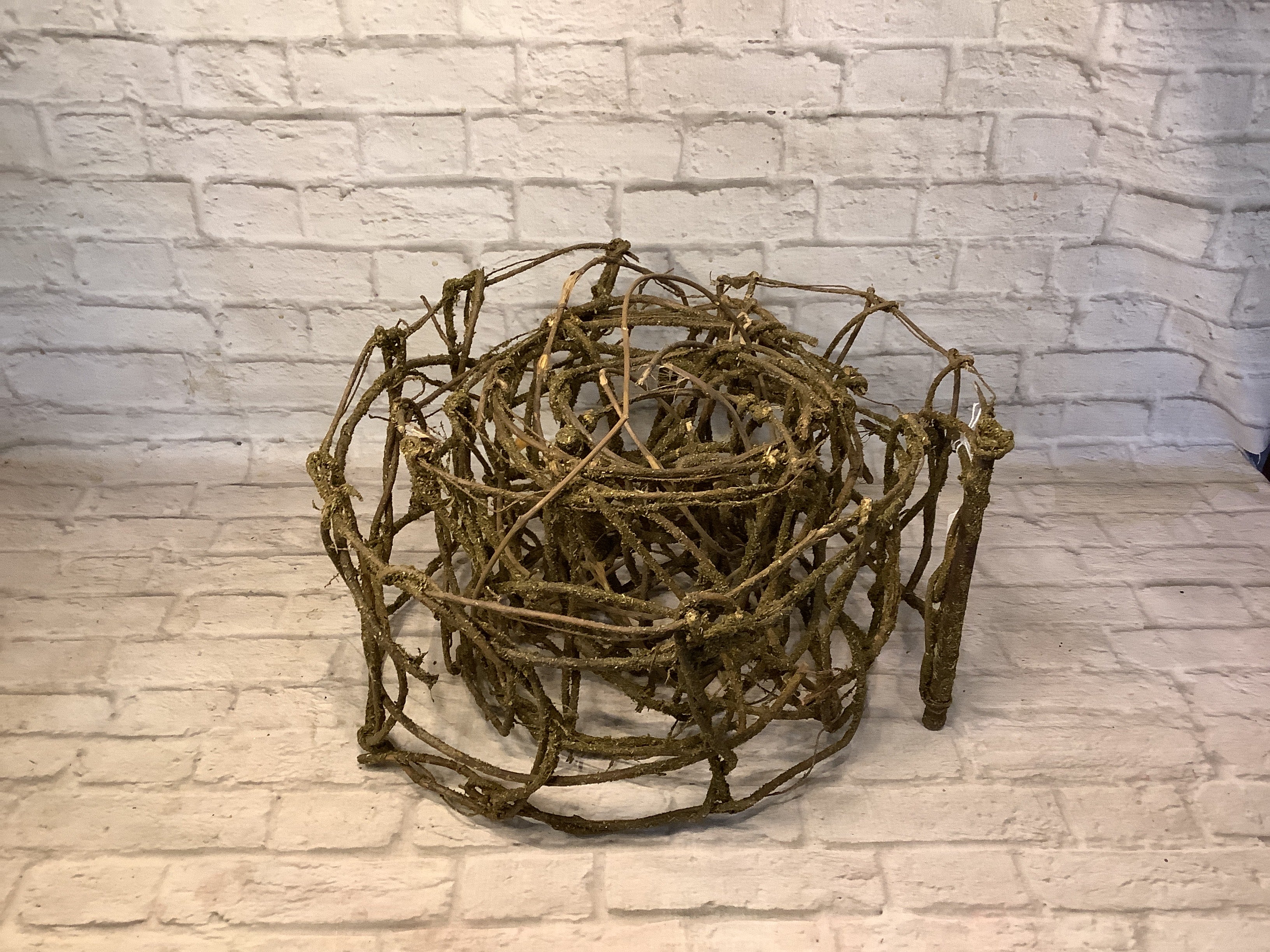 K Natural Woven Garland