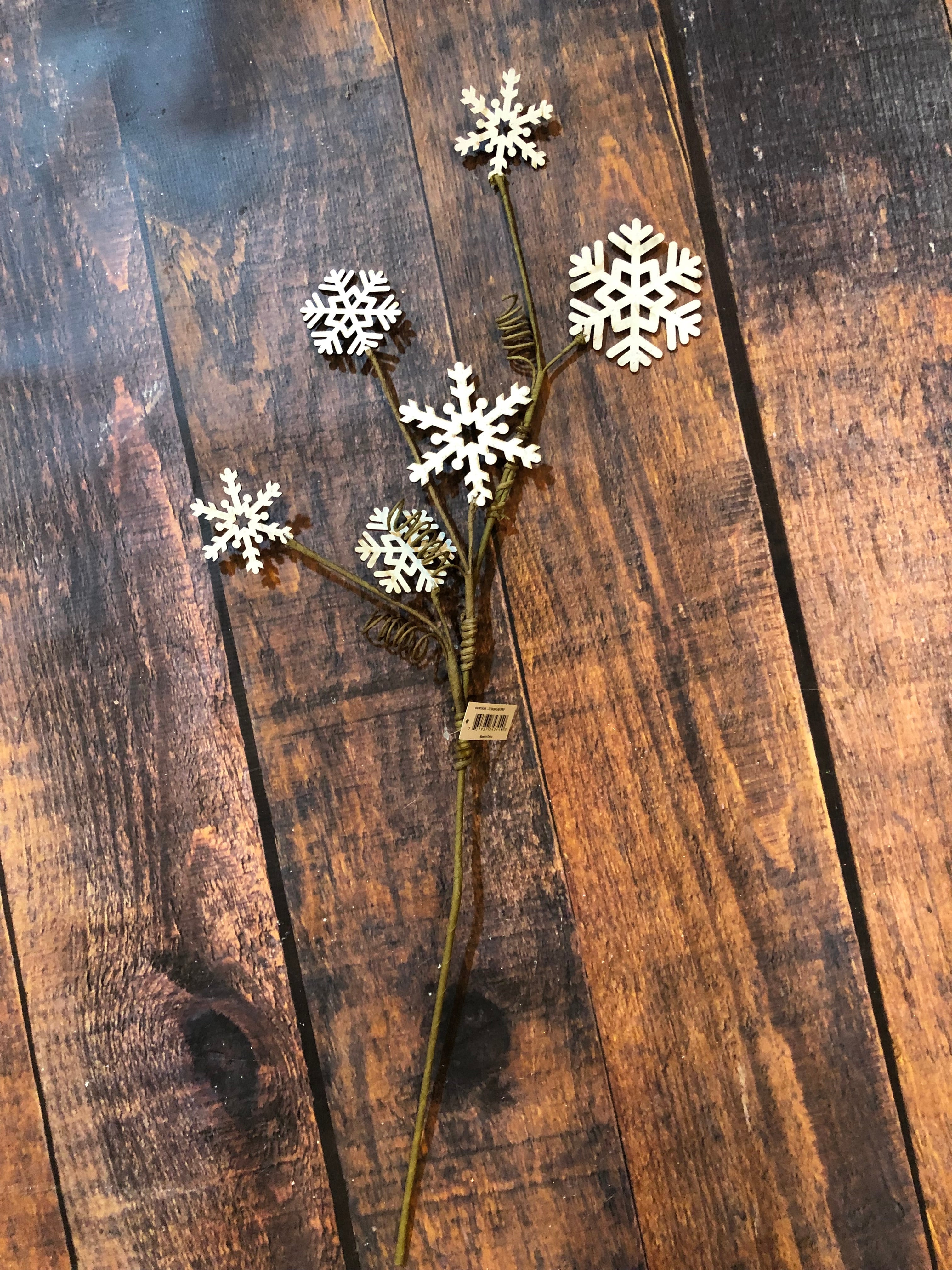 K Snowflake Spray