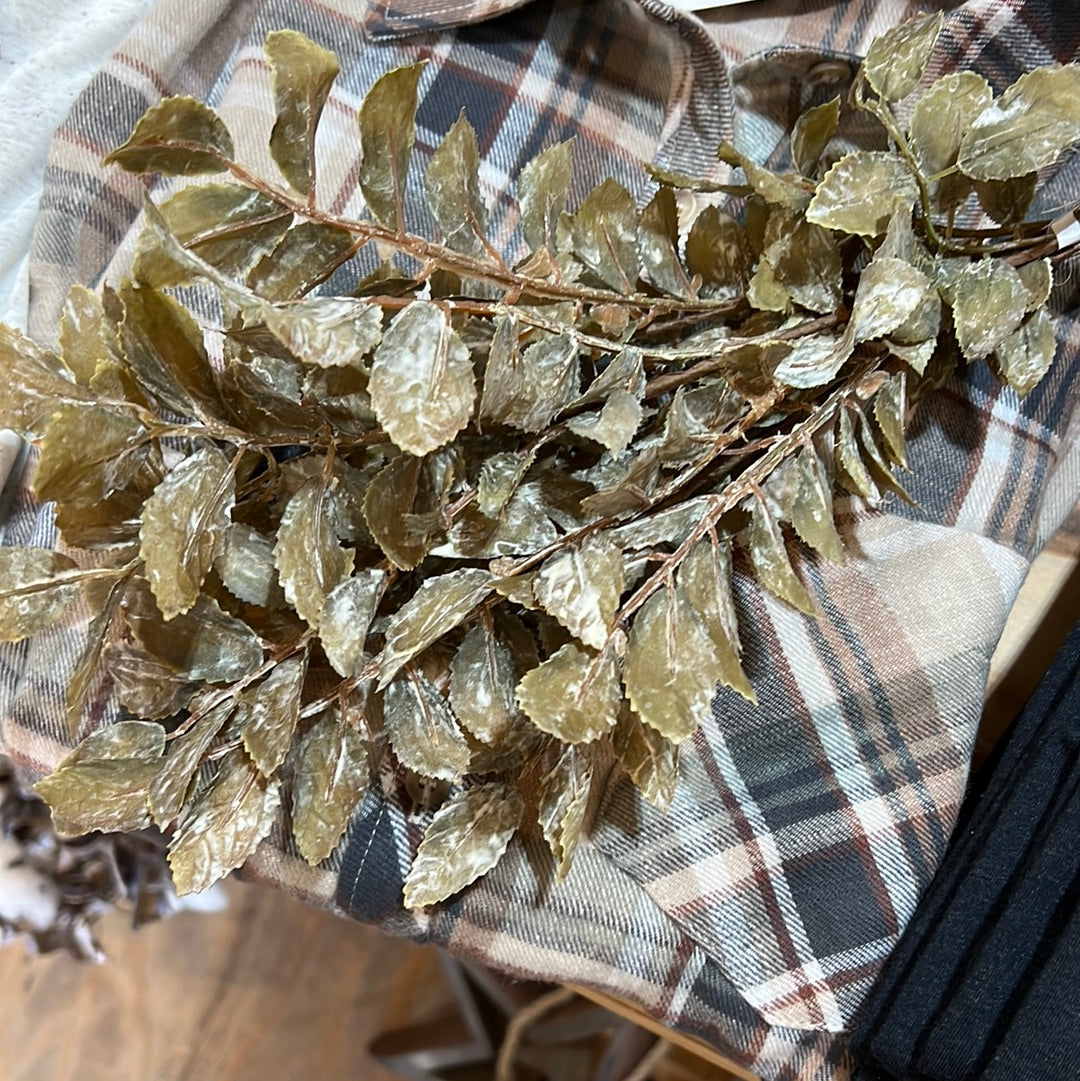 K 17” Autumn Ruscus